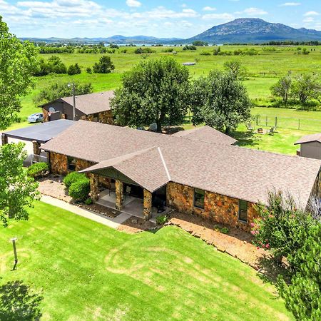 Spacious Country Home Near Ft Sill And Medicine Park Лотон Экстерьер фото